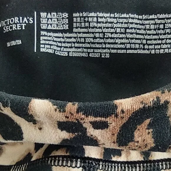 Women's leopard print stretch leggings, Medium. EUC - Picture 3 of 5